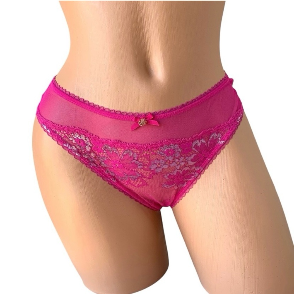 Victoria’s Secret Thong Panties Medium New - Picture 2 of 6